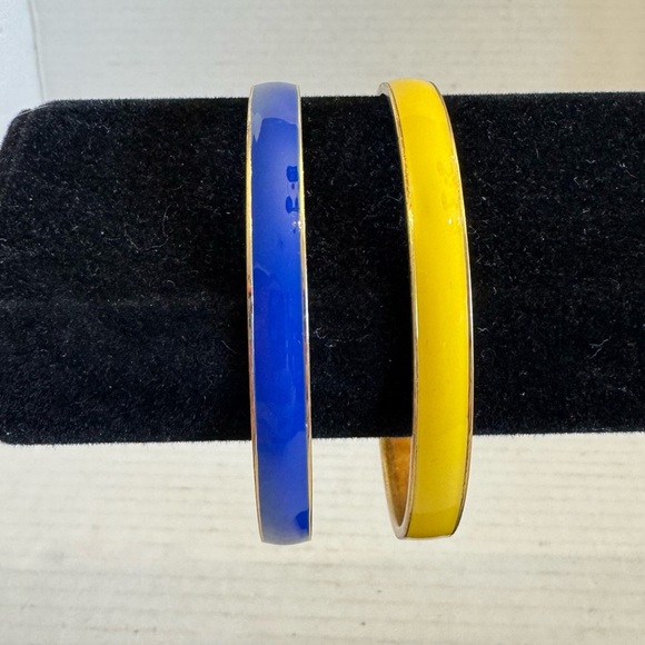 Vintage J Crew Gold Tone Blue & Yellow Enamel Bangle Bracelets 8.5” Lot of 2 - Picture 7 of 13